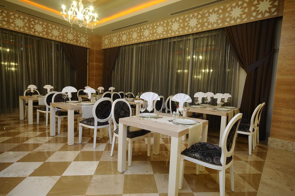 Roma Beach Resort & Spa (Adults Only) Side Buitenkant foto